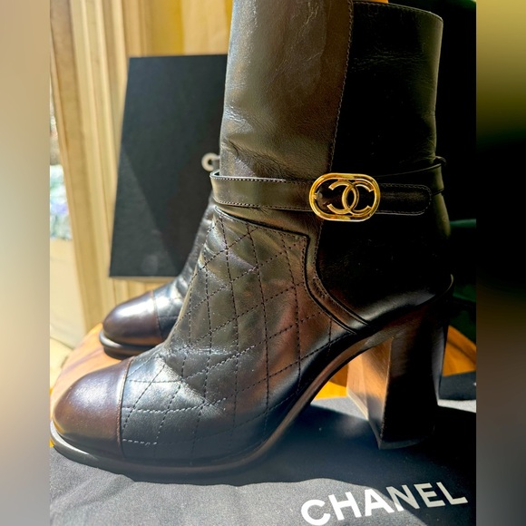 COPY - Chanel booties - Picture 1 of 16